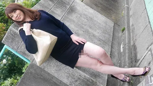 沢木りりか：ミニスカ美脚美熟女をナンパ中出し２連発！