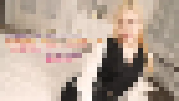 櫻井えみ：妖艶な人妻にいっぱい卑猥なことをしてみました（av9898）