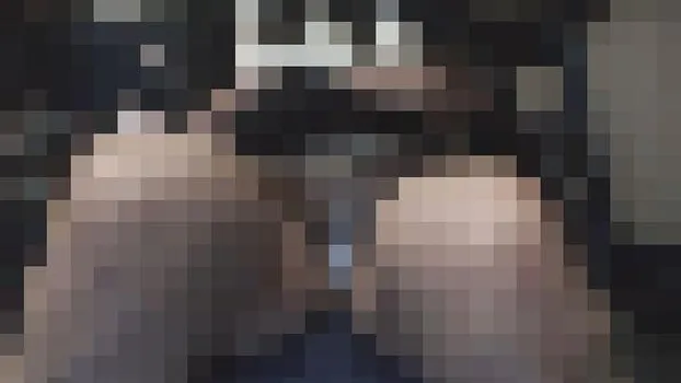 路線バス運転手のパンチラ接写盗撮コレクション5