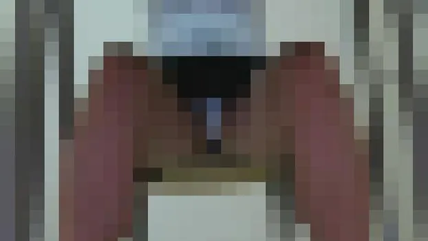 担任狂師の保護者面談対面パンチラ盗撮2