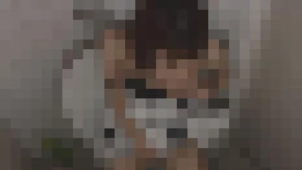 超萌え萌えメイドのトイレ指オナニー盗撮3