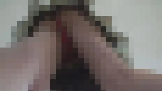 タンポンの紐がパンツからはみ出したケチャマンパンチラ盗撮