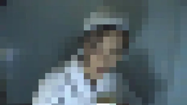 給食センターで働くおばちゃんの尿検査用採取盗撮映像6