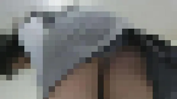 熱心に掃除をおこなっているOLの股間ズームUP盗撮 6