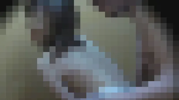 こんな場所でこんな格好で！