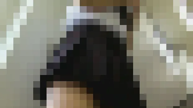 女子校生を狙った階段パンチラ魔 特定のJKを付け回し行動記録映像