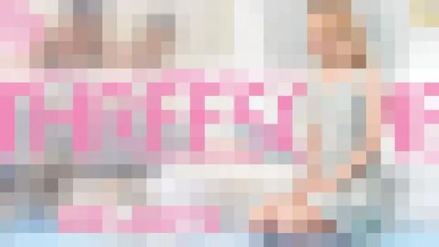 ヴィーア：大人しい性格なのにスレンダーBODYで2穴もしちゃう THREESOME Via Lasciva