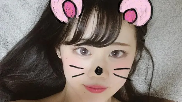 あすみ：《完全素人》拝啓。皆様。神動画の予感です…19歳の神乳グラビアモデルをハメてみたっ