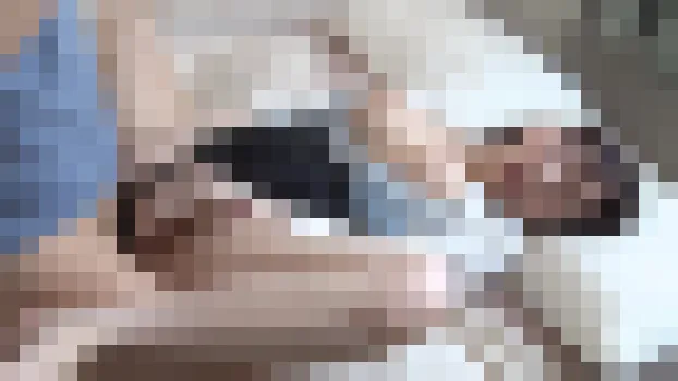 ハチキレそうなGカップおっぱいをエロおやこに狙われた新人家庭教師 鈴木真夕