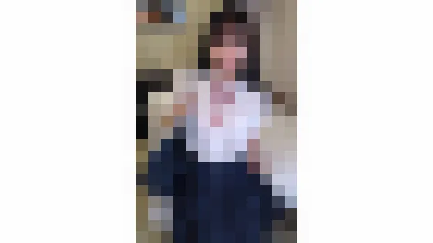 無修正＜愛嬌抜群！膨らみかけDカップ＞愛嬌あってノリよくて笑顔が可愛い制服Ｄカップちゃん初々しいハメ撮り❤肉感太もも＆美巨尻陰毛マンコが「ビクンビクン本気絶頂マンコに濃厚中出し連続発射！