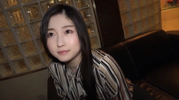 現職教師の禁断プライベート。止まらない潮吹き＆本気中出し。完全オフの日に撮影した衝撃の裏側映像