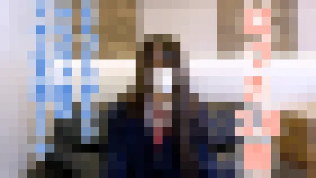 はづき(18)高身長スレンダーちっぱいに、立ったままやまんぐりがえしにして、おもちゃ入れて放置したり、アナル貫通、イラマなどをして、そのまま中出ししました。